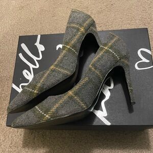 BR Tweed Heels
